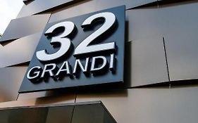 Grandi 32
