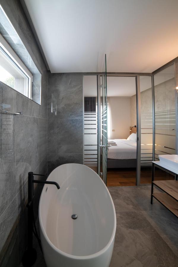 Aparthotel Grandi 32 Segrate Esterno foto