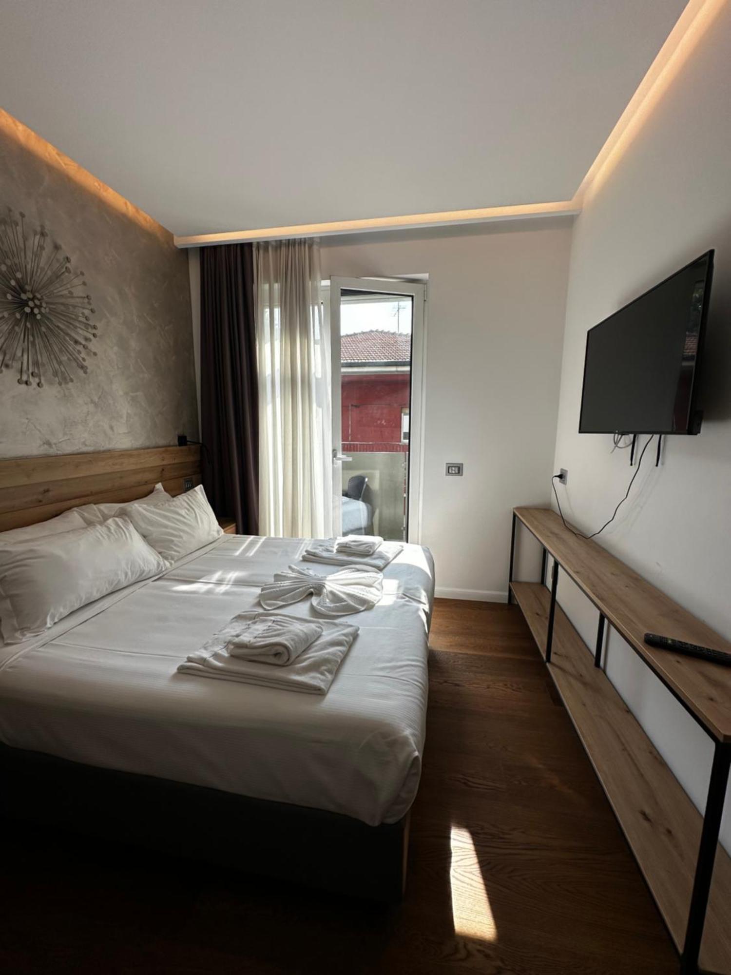 Aparthotel Grandi 32 Segrate Esterno foto