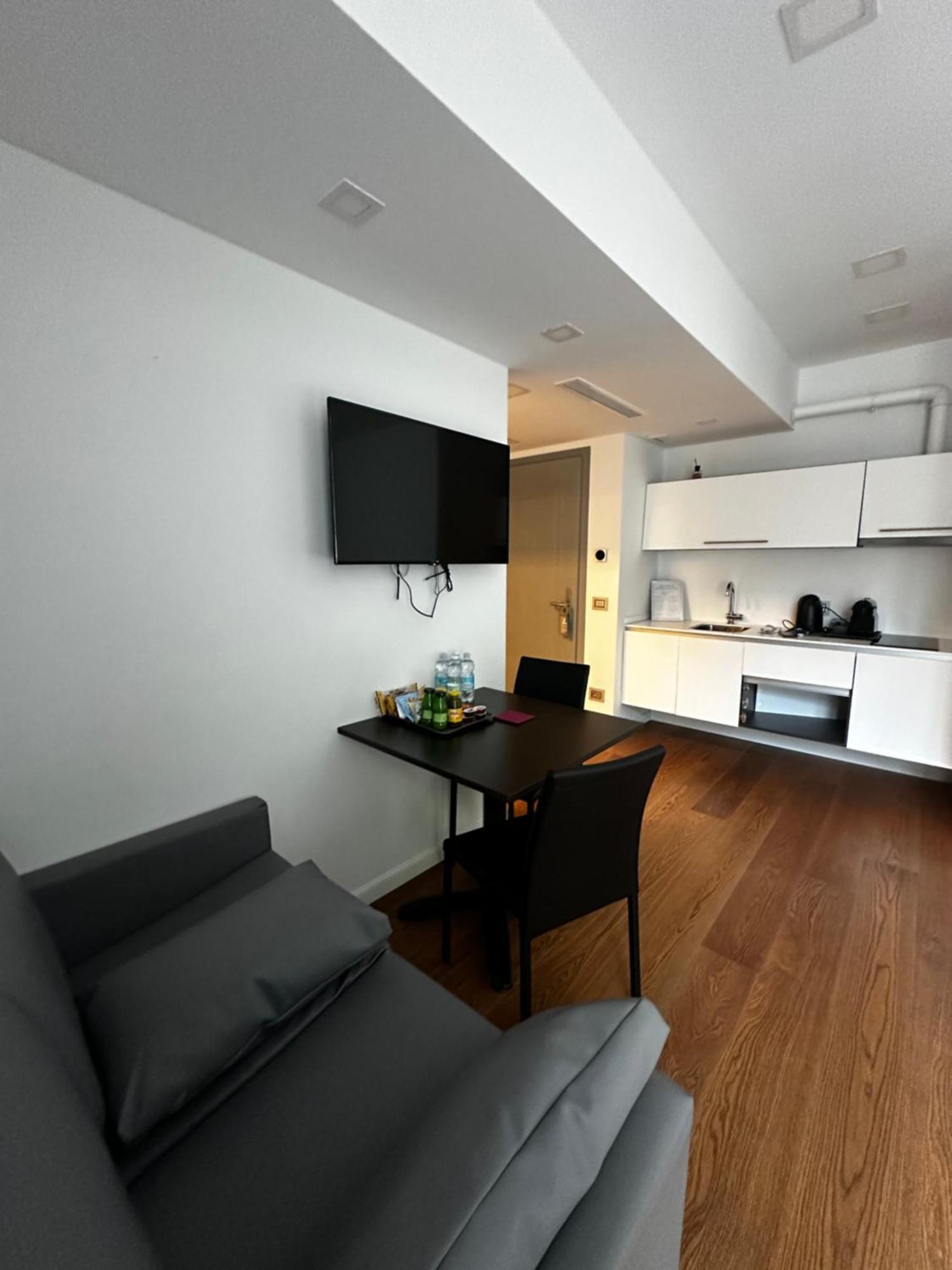 Aparthotel Grandi 32 Segrate Esterno foto